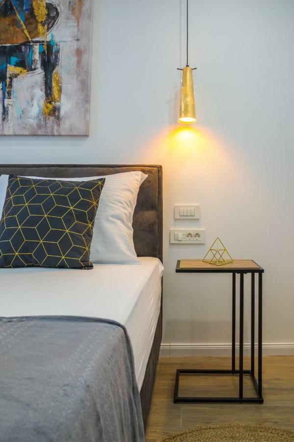 Onesta Apartment Сплит Екстериор снимка