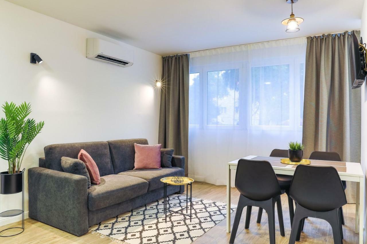 Onesta Apartment Сплит Екстериор снимка