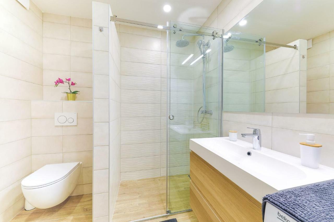 Onesta Apartment Сплит Екстериор снимка